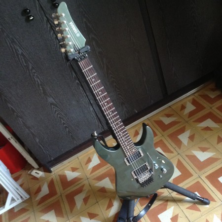 Guitarra finalizada.